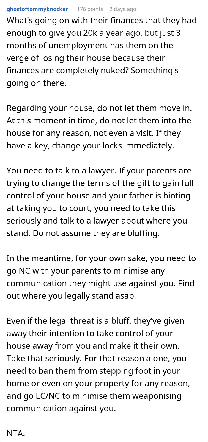 Son Refuses To Let Parents Move In, They’re Furious: “Family Should Support Each Other” Son Refuses To Let Parents Move In, They’re Furious: “Family Should Support Each Other”