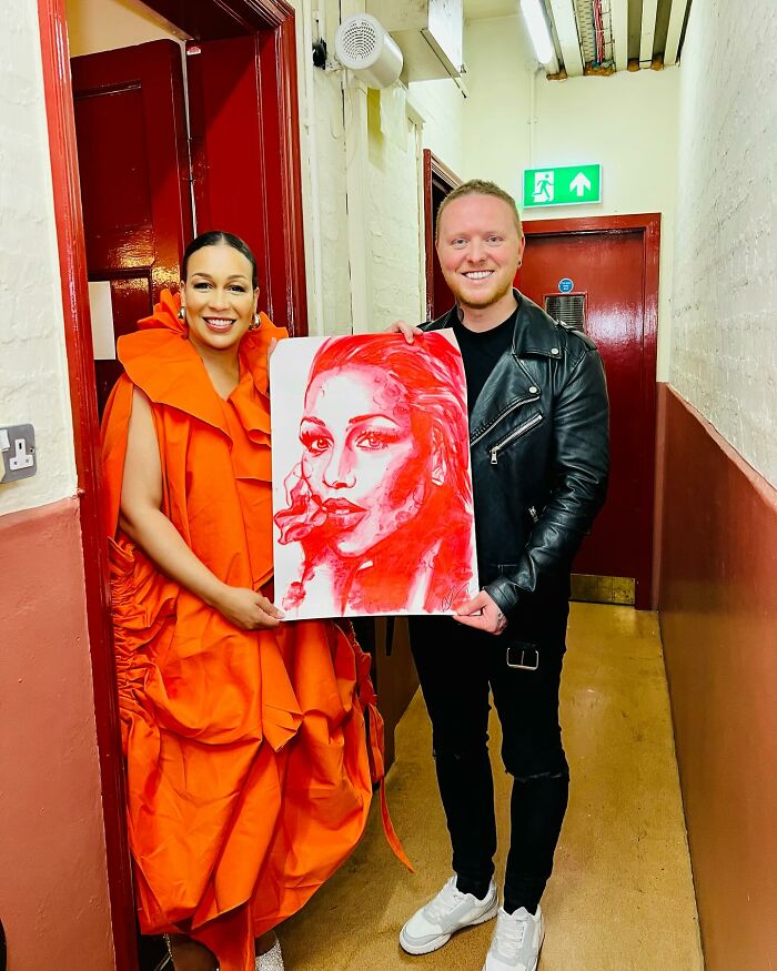 Artist Paints Iconic Celebrities With Unlikely Materials Like Coffee And Lipstick (55 Pics)