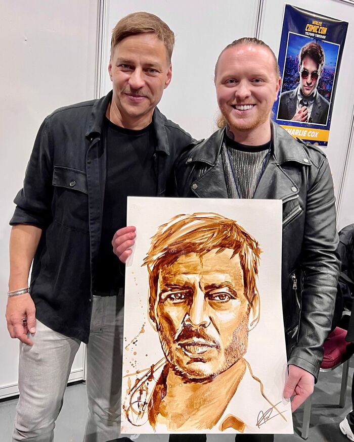 Artist Paints Iconic Celebrities With Unlikely Materials Like Coffee And Lipstick (55 Pics)