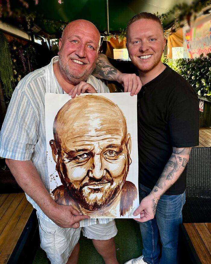 Artist Paints Iconic Celebrities With Unlikely Materials Like Coffee And Lipstick (55 Pics)