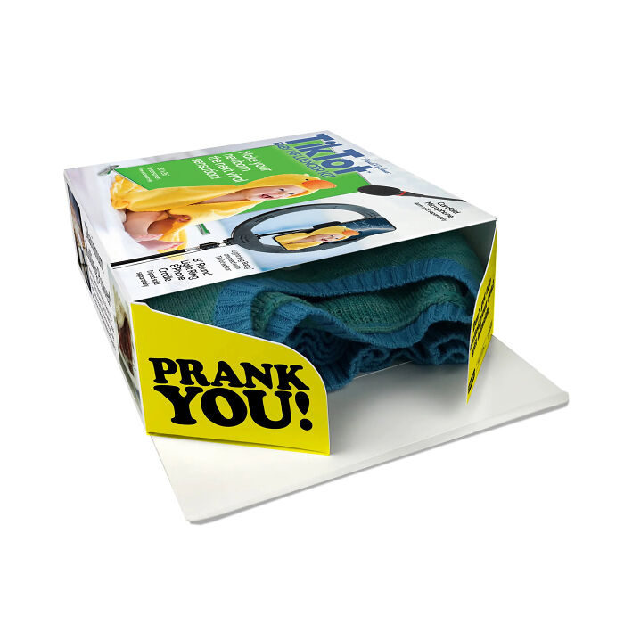 5 Hilarious Fake Gift Boxes To Seriously Confuse Your Friends And Family (New Pics) 5 Hilarious Fake Gift Boxes To Seriously Confuse Your Friends And Family (New Pics)