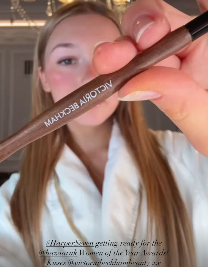 “She Looks Like An Older Woman”: People Fume Over David Beckham’s 13YO Daughter’s Makeup Video “She Looks Like An Older Woman”: People Fume Over David Beckham’s 13YO Daughter’s Makeup Video