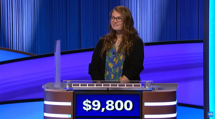 Jeopardy! Contestant Breaks Silence Over Sexist Clue That Made Everybody “Uncomfortable” Jeopardy! Contestant Breaks Silence Over Sexist Clue That Made Everybody “Uncomfortable”