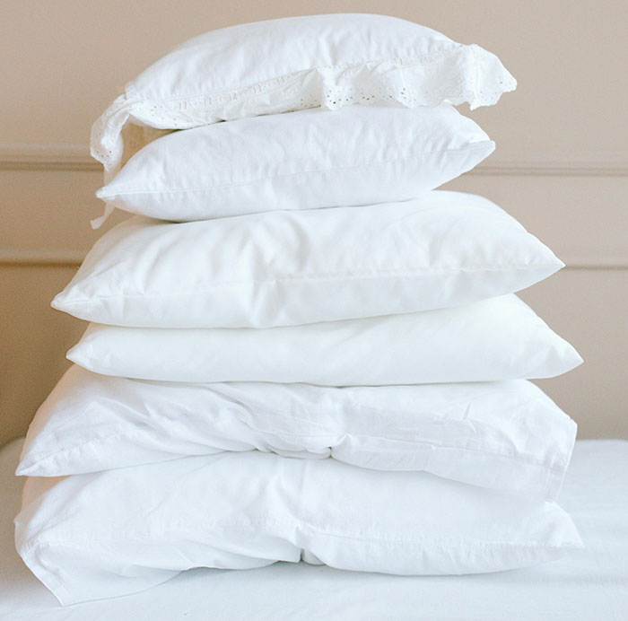 “No One Can Stop Me”: 40 People Confess To The Weirdest Things They Do Living Alone “No One Can Stop Me”: 40 People Confess To The Weirdest Things They Do Living Alone