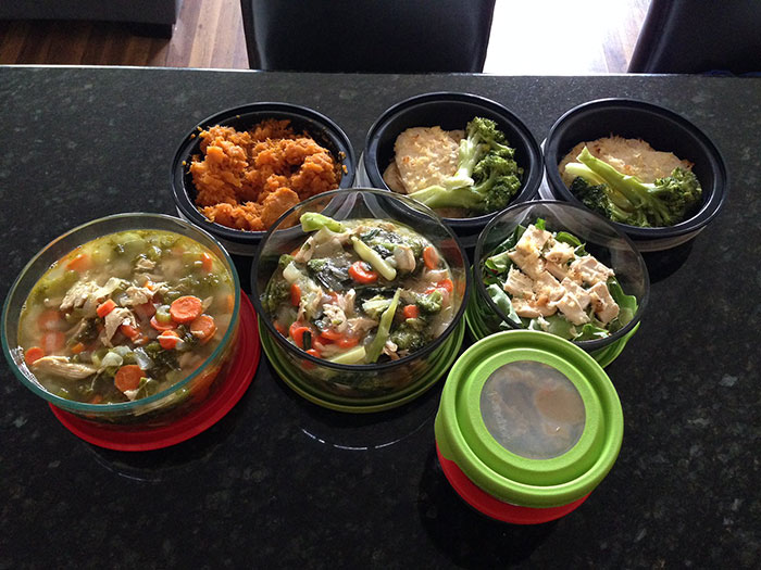 “No One Can Stop Me”: 40 People Confess To The Weirdest Things They Do Living Alone “No One Can Stop Me”: 40 People Confess To The Weirdest Things They Do Living Alone