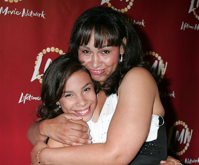 Woman Opens Up About How Biological Mom Recognized Her At Party After Being Kidnapped As A Baby Woman Opens Up About How Biological Mom Recognized Her At Party After Being Kidnapped As A Baby