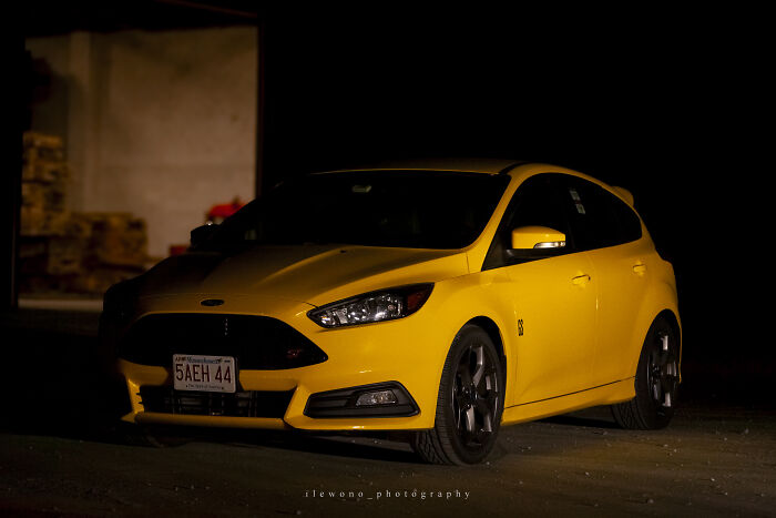 I Took Pictures Of The Ford Focus St With Canon 5d Mark II (8 Pics)