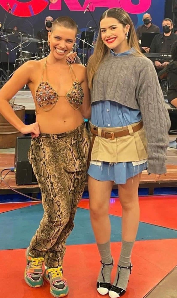 This FB Group Has Been The Hub For Roasting Awful Dresses, Here Are 50 Of Them (Best Of All Time) This FB Group Has Been The Hub For Roasting Awful Dresses, Here Are 50 Of Them (Best Of All Time)