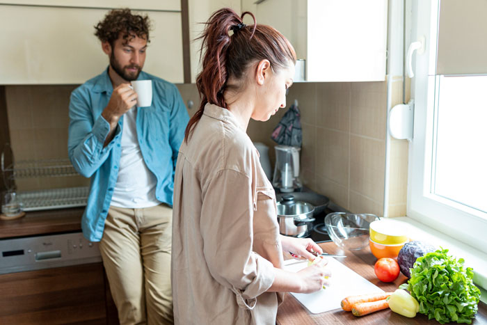 Husband Declares “You Cook, You Clean” Rule After Wife’s Pasta Tornado, Leaves Her Furious Husband Declares “You Cook, You Clean” Rule After Wife’s Pasta Tornado, Leaves Her Furious