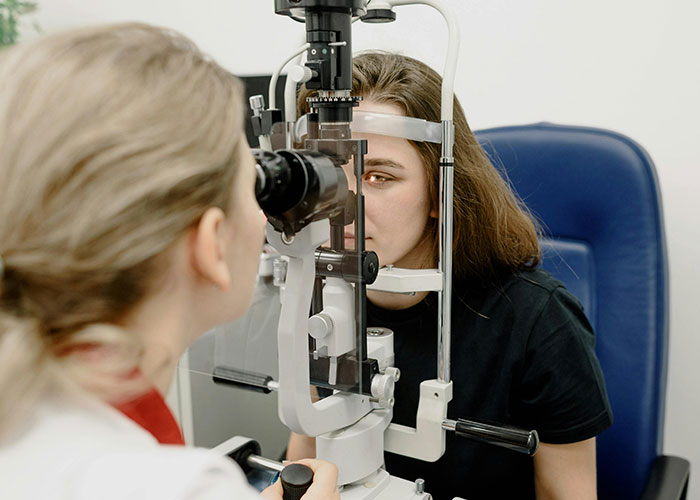 “Fell Onto The Banana”: 50 Times Patients Tried To Fool Doctors With Ridiculous Lies “Fell Onto The Banana”: 50 Times Patients Tried To Fool Doctors With Ridiculous Lies