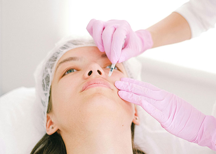 “Fell Onto The Banana”: 50 Times Patients Tried To Fool Doctors With Ridiculous Lies “Fell Onto The Banana”: 50 Times Patients Tried To Fool Doctors With Ridiculous Lies