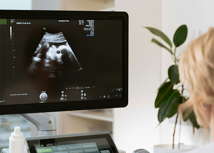 “Fell Onto The Banana”: 50 Times Patients Tried To Fool Doctors With Ridiculous Lies “Fell Onto The Banana”: 50 Times Patients Tried To Fool Doctors With Ridiculous Lies