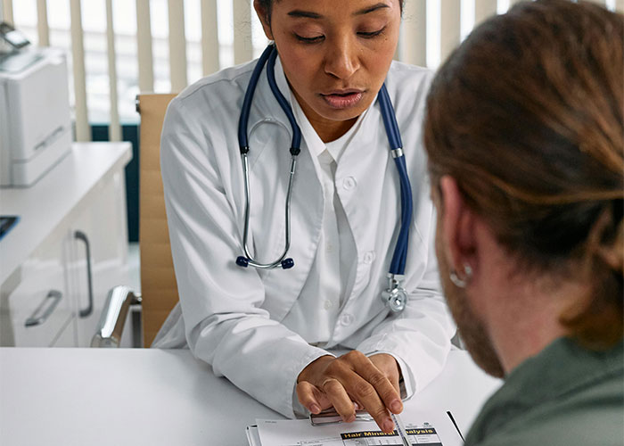 “Fell Onto The Banana”: 50 Times Patients Tried To Fool Doctors With Ridiculous Lies “Fell Onto The Banana”: 50 Times Patients Tried To Fool Doctors With Ridiculous Lies