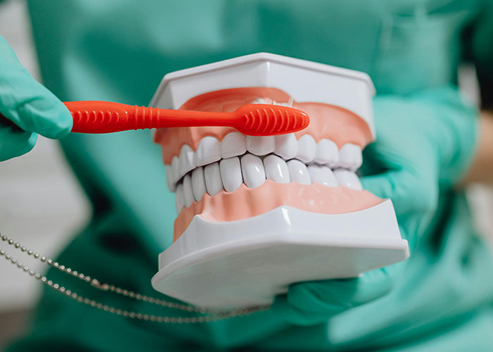 “Fell Onto The Banana”: 50 Times Patients Tried To Fool Doctors With Ridiculous Lies “Fell Onto The Banana”: 50 Times Patients Tried To Fool Doctors With Ridiculous Lies