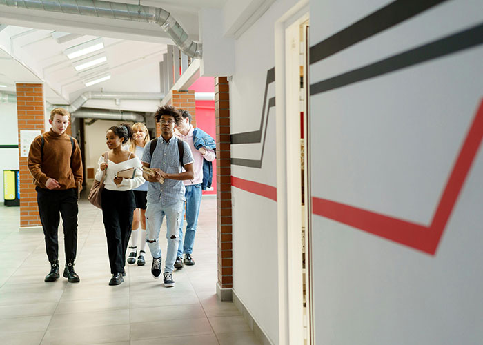 “I Was Known As A Creep For Years”: 30 Men Reveal The Times They Undeservingly Were Called Creepy “I Was Known As A Creep For Years”: 30 Men Reveal The Times They Undeservingly Were Called Creepy