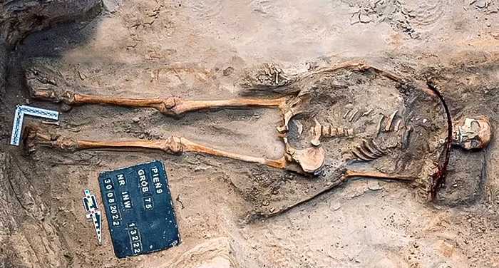 Archaeologists Reveal How A Mysterious &ldquo;Real-Life Vampire&rdquo; May Have Spent Her Final Moments
