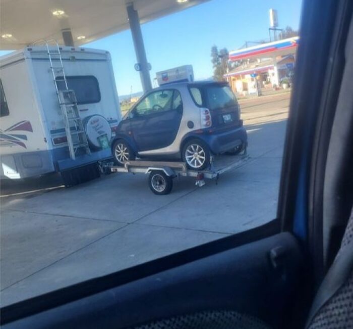 40 Times People Had Such Wild Solutions To Problems, They Ended Up On The “Anything Gone Wrong” Page 40 Times People Had Such Wild Solutions To Problems, They Ended Up On The “Anything Gone Wrong” Page