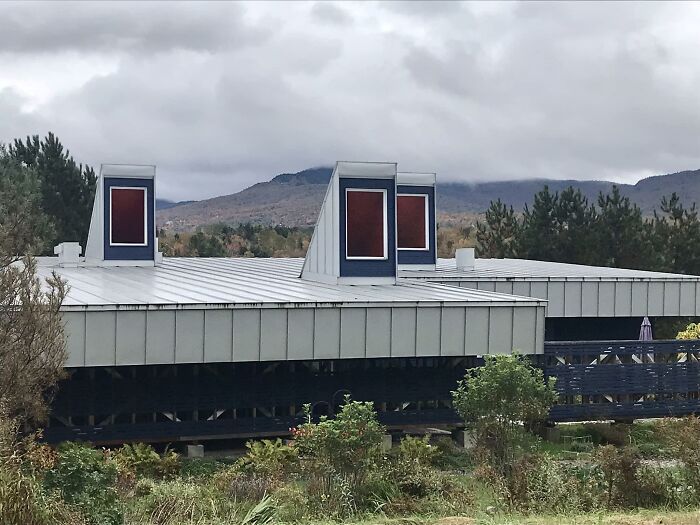 “That’s It, I’m Architecture Shaming”: 30 Buildings That Look So Bad, People Just Had To Shame Them