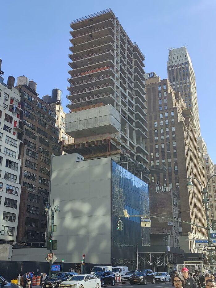 “That’s It, I’m Architecture Shaming”: 30 Buildings That Look So Bad, People Just Had To Shame Them