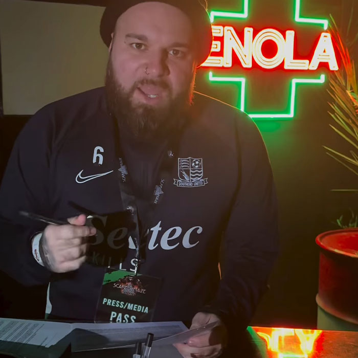 &#8220;Scariest&#8221; Haunted House With 2-Page Waiver And Psychological Abuse Has People In &#8220;Total Shock&#8221;