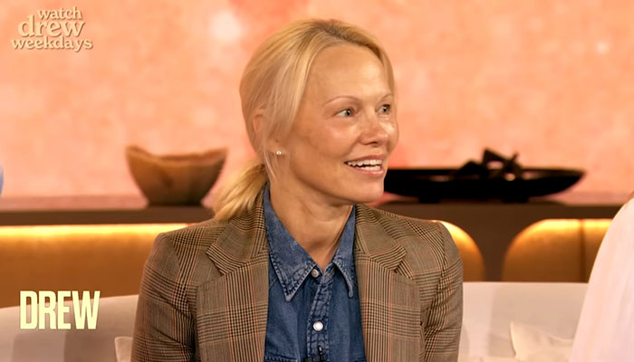 Pamela Anderson Moves People After Explaining Why She Decided To Ditch Makeup