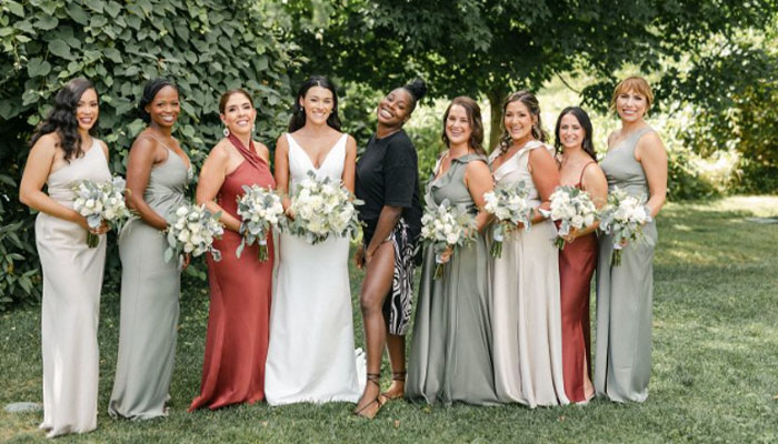Makeup Artist Kicked Out Of Wedding Says She “Deeply Regrets” Her Actions After Going Viral Makeup Artist Kicked Out Of Wedding Says She “Deeply Regrets” Her Actions After Going Viral