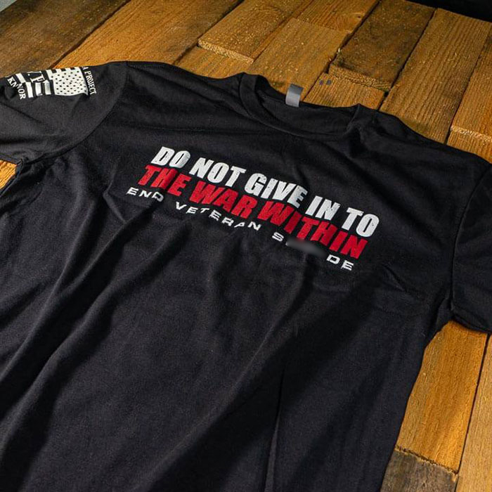 Marine Corps Vet Left “Humiliated” After She’s Removed From Delta Flight Over “Threatening” Shirt Marine Corps Vet Left “Humiliated” After She’s Removed From Delta Flight Over “Threatening” Shirt