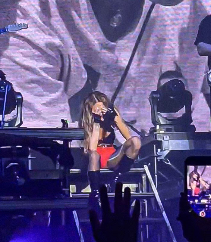 “I’m Devastated”: Rita Ora Breaks Down During Concert As She Pays Tribute To Liam Payne “I’m Devastated”: Rita Ora Breaks Down During Concert As She Pays Tribute To Liam Payne