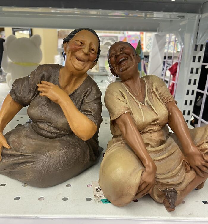 50 Times People Found The Funniest And Weirdest Things While Shopping Secondhand 50 Times People Found The Funniest And Weirdest Things While Shopping Secondhand