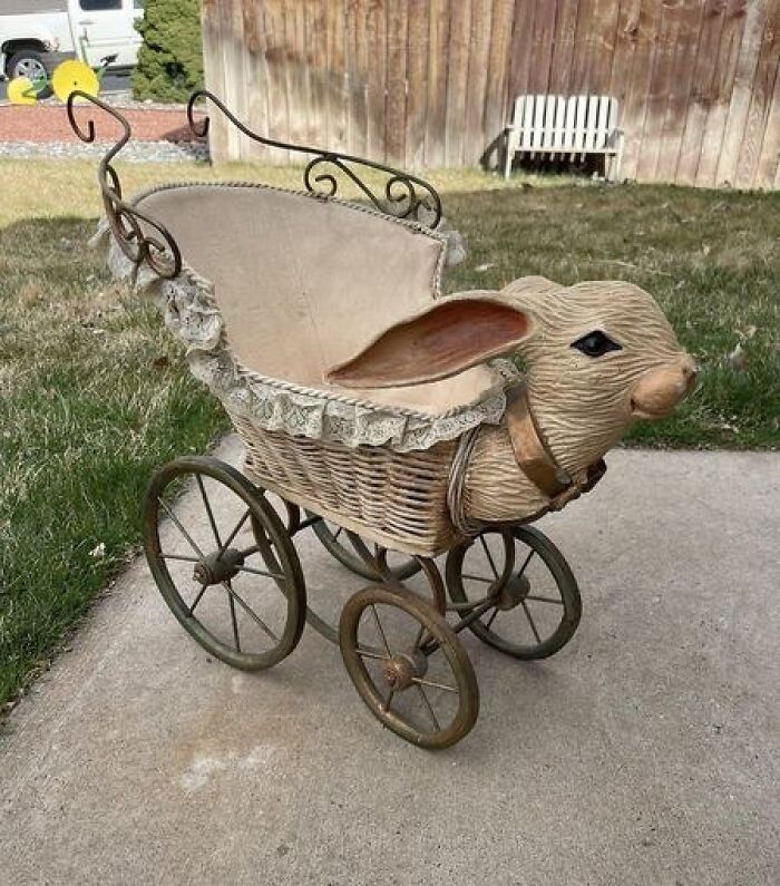 50 Times People Found The Funniest And Weirdest Things While Shopping Secondhand 50 Times People Found The Funniest And Weirdest Things While Shopping Secondhand