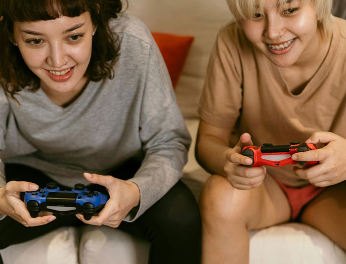 “The Consequences Only Really Became Clear Today”: Woman Lets Her GF Use Her PC, Regrets It “The Consequences Only Really Became Clear Today”: Woman Lets Her GF Use Her PC, Regrets It