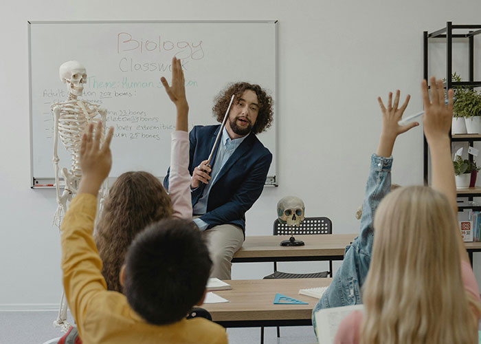 50 People Take The Chance To Say “It Doesn’t Work Like That” About Their Jobs In This Thread 50 People Take The Chance To Say “It Doesn’t Work Like That” About Their Jobs In This Thread