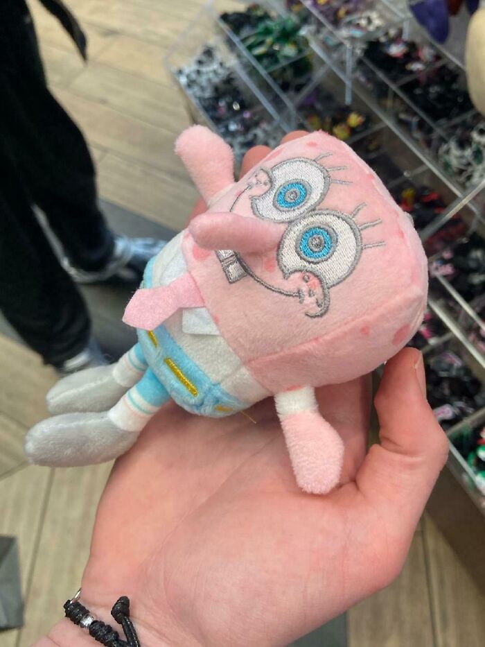 50 Epic Toy Design Fails That Are So Bad, It’s Actually Funny (New Pics) 50 Epic Toy Design Fails That Are So Bad, It’s Actually Funny (New Pics)