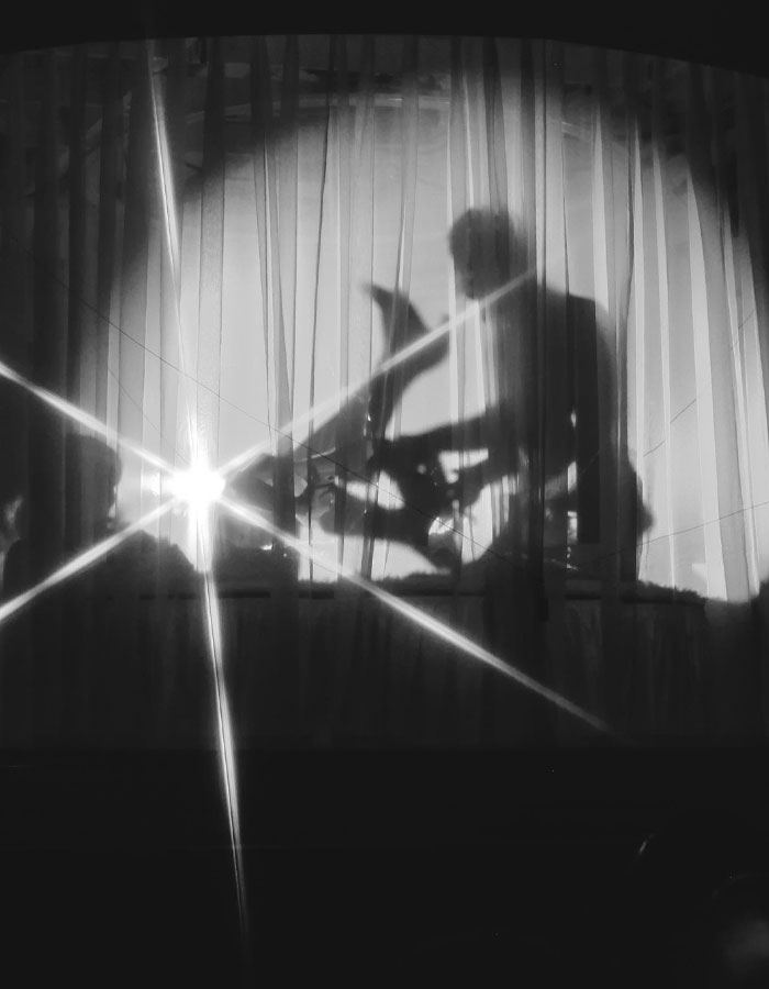 “Disgusting”: Sabrina Carpenter Called Out By Fans For Acting Out X-Rated Scene Onstage “Disgusting”: Sabrina Carpenter Called Out By Fans For Acting Out X-Rated Scene Onstage