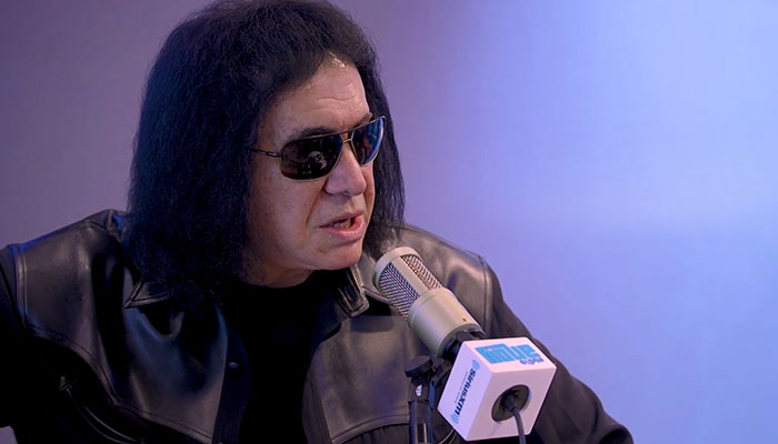 “Never Come Back”: DWTS Fans Slam “Worst” Guest Judge Gene Simmons For “Creepy” Comments “Never Come Back”: DWTS Fans Slam “Worst” Guest Judge Gene Simmons For “Creepy” Comments