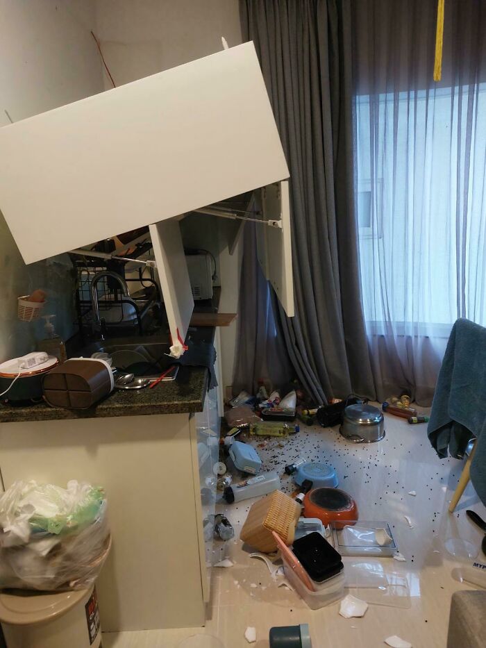 If You Think You&rsquo;re Having A Terrible Day, These People Beg To Differ (New Pics)