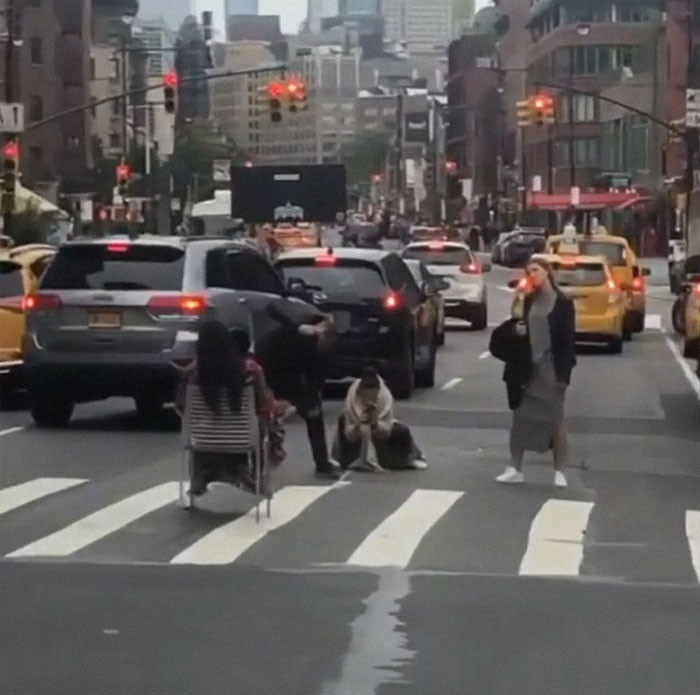 People Shame Influencers Doing Dumb Things For A Pic And Here Are 35 Of Their Posts (Best Of All Time) People Shame Influencers Doing Dumb Things For A Pic And Here Are 35 Of Their Posts (Best Of All Time)