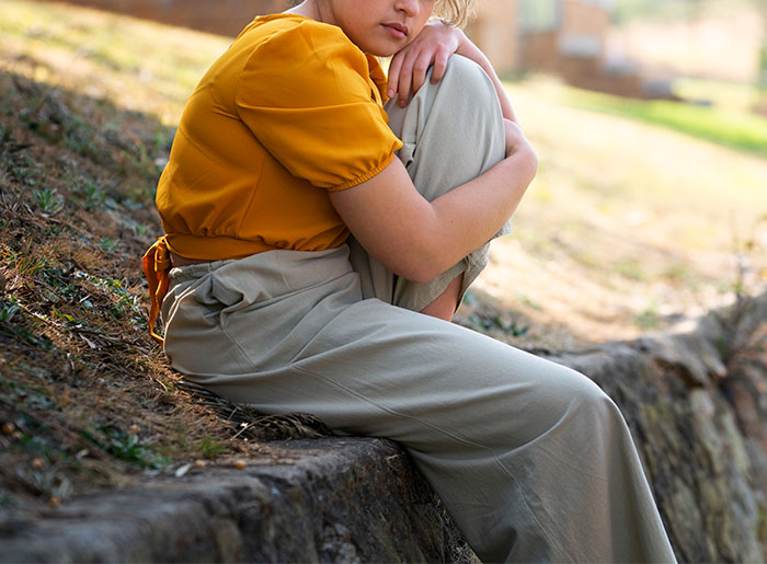 Newlywed Learns Husband Doesn’t Find Her Attractive After Eavesdropping On His Conversation Newlywed Learns Husband Doesn’t Find Her Attractive After Eavesdropping On His Conversation