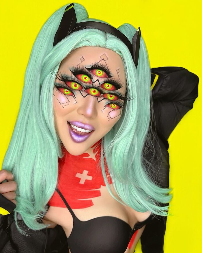 29 Incredible Makeup Illusions By This Artist That Might Make You Question Reality (New Pics) 29 Incredible Makeup Illusions By This Artist That Might Make You Question Reality (New Pics)