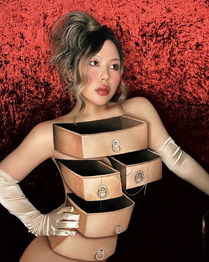 29 Incredible Makeup Illusions By This Artist That Might Make You Question Reality (New Pics) 29 Incredible Makeup Illusions By This Artist That Might Make You Question Reality (New Pics)