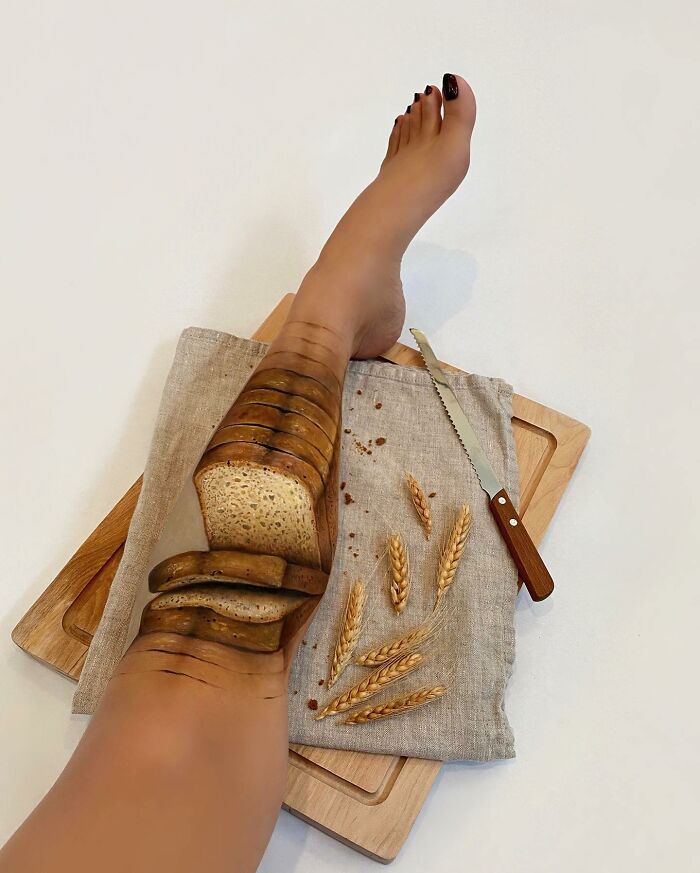 29 Incredible Makeup Illusions By This Artist That Might Make You Question Reality (New Pics) 29 Incredible Makeup Illusions By This Artist That Might Make You Question Reality (New Pics)