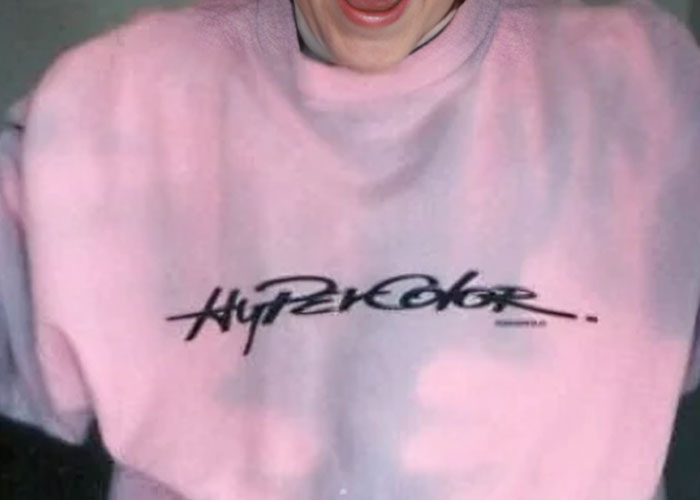 “Now Kinda Embarrassing”: 35 Trends That Blew Up As Quickly As They Died “Now Kinda Embarrassing”: 35 Trends That Blew Up As Quickly As They Died