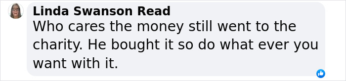 “Childish”: Man Speaks Out After Spending $4k On ‘Signed’ Taylor Swift Guitar Only To Destroy It “Childish”: Man Speaks Out After Spending $4k On ‘Signed’ Taylor Swift Guitar Only To Destroy It