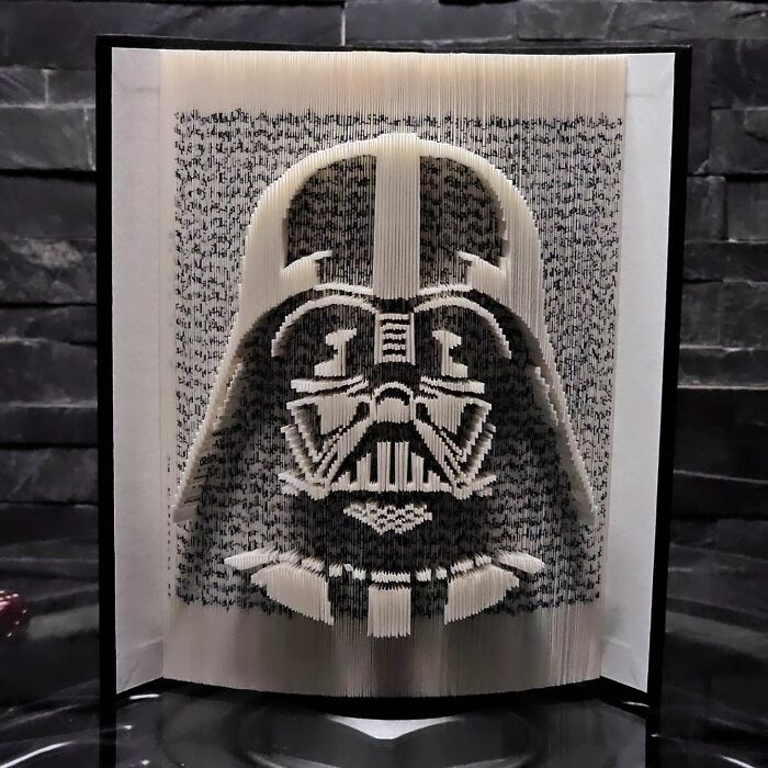 This Artist Upcycles Old Books Into Stunning Sculptures (45 Pics)