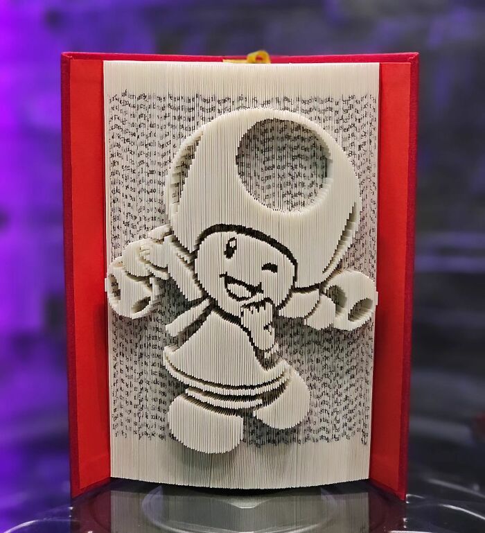 This Artist Upcycles Old Books Into Stunning Sculptures (45 Pics)