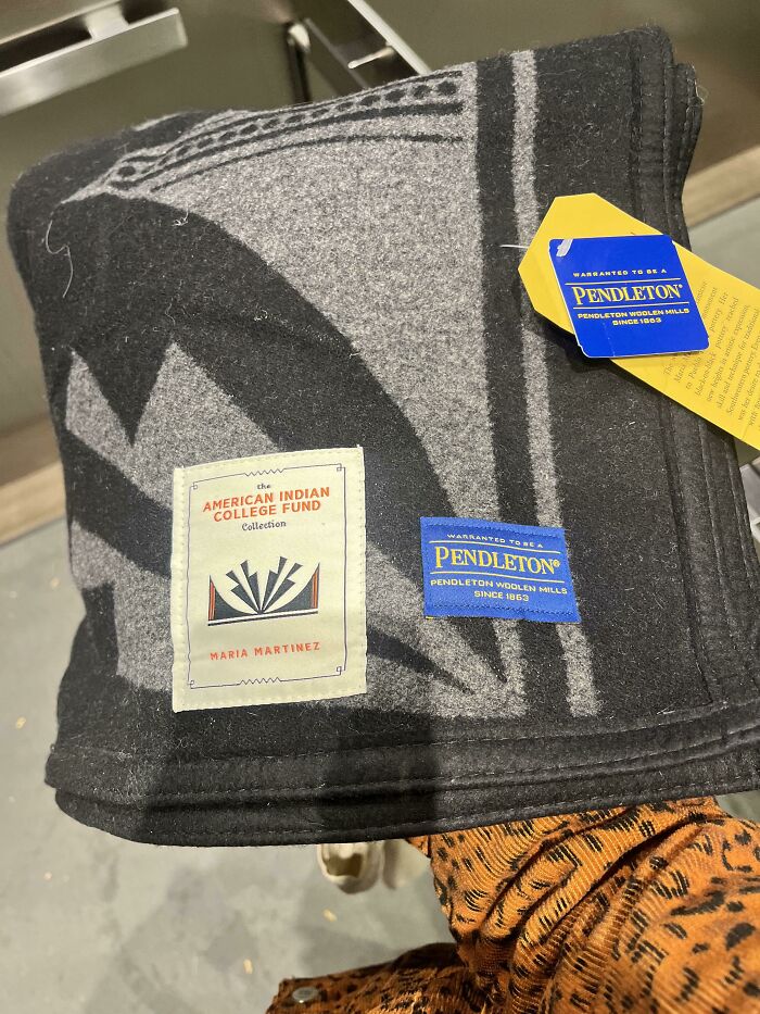 50 Times Folks Didn’t Regret Going ‘Dumpster Diving’ Because They Scored True Treasures (New Pics) 50 Times Folks Didn’t Regret Going ‘Dumpster Diving’ Because They Scored True Treasures (New Pics)