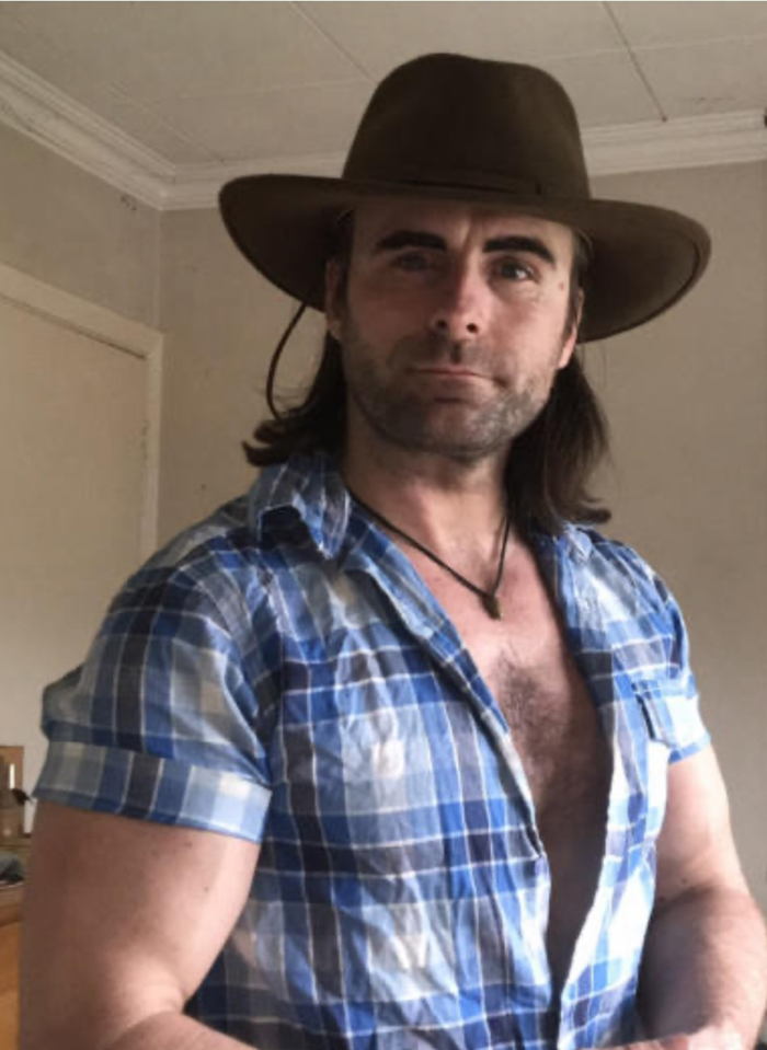 Hey Pandas, Show Your Hats