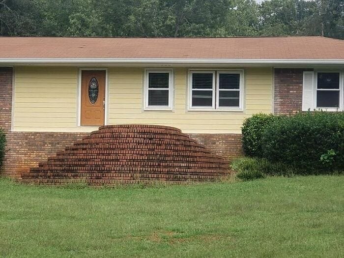 From Bizarre To Downright Dangerous, Here Are 40 Architectural Fails That Deserve Public Shame From Bizarre To Downright Dangerous, Here Are 40 Architectural Fails That Deserve Public Shame