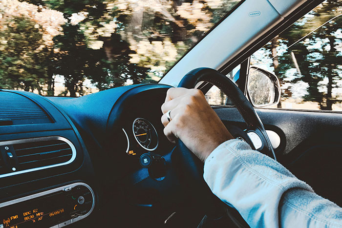 Showed Up, Noped Out: 40 First-Day Quitters Spill The Tea On What Happened Showed Up, Noped Out: 40 First-Day Quitters Spill The Tea On What Happened