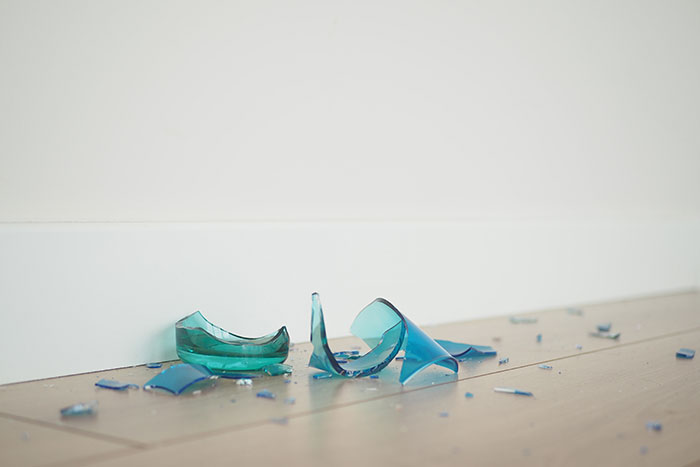 Showed Up, Noped Out: 40 First-Day Quitters Spill The Tea On What Happened Showed Up, Noped Out: 40 First-Day Quitters Spill The Tea On What Happened